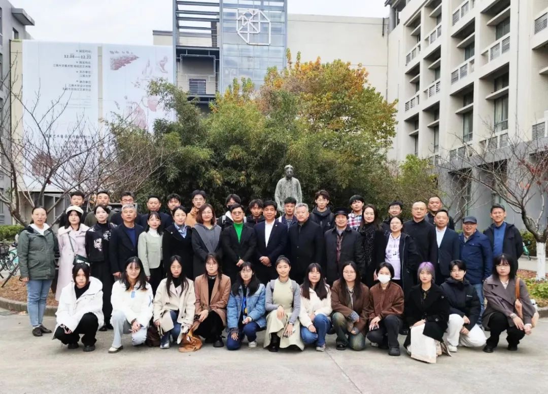 “室內(nèi)設(shè)計(jì)6+”2024第十二屆聯(lián)合畢業(yè)設(shè)計(jì)（華東區(qū)）開題報(bào)告會舉行